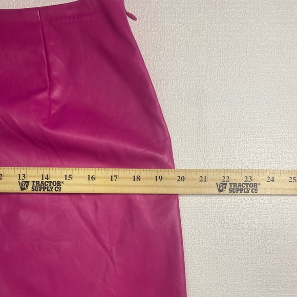 Bratz Coquette Mini Skirt L Barbie Pink Edgy 7” Slit High Waist Zipper Pleather - Picture 6 of 9